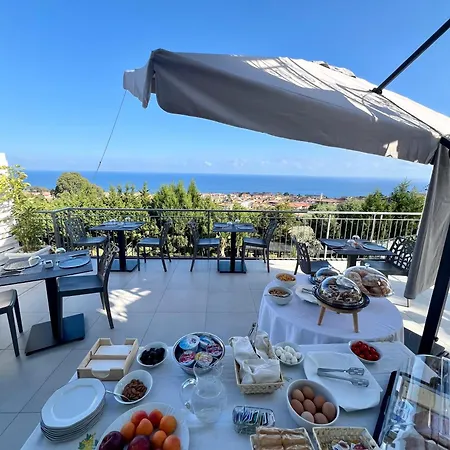 Mimosa Florital - Free Private Parking On Site & In Tropea 4* Santa Domenica (Vibo Valentia)