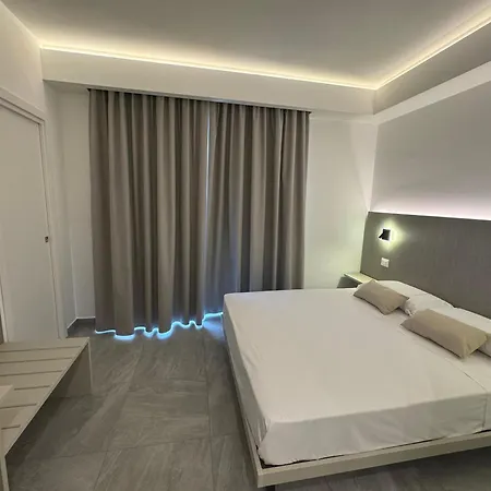 Couette-café Mimosa Florital - Free Private Parking On Site & In Tropea 4*