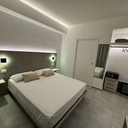 Couette-café Mimosa Florital - Free Private Parking On Site & In Tropea 4*