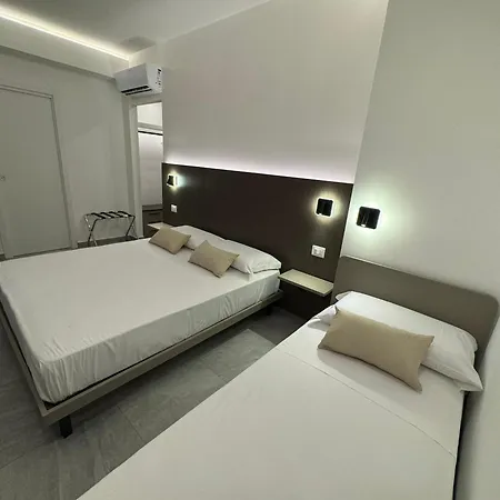 Couette-café Mimosa Florital - Free Private Parking On Site & In Tropea 4*