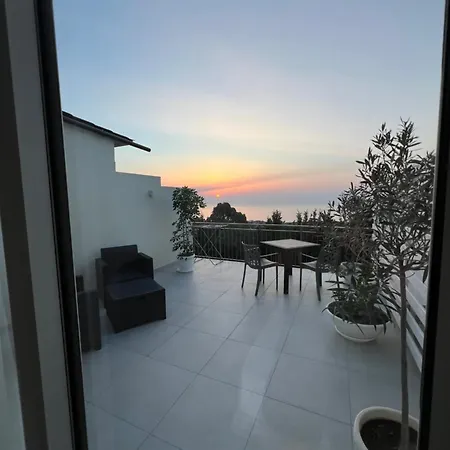 Mimosa Florital - Free Private Parking On Site & In Tropea Santa Domenica (Vibo Valentia)