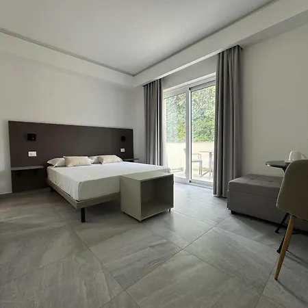 Bed & Breakfast Mimosa Florital - Free Private Parking On Site & In Tropea Santa Domenica (Vibo Valentia)