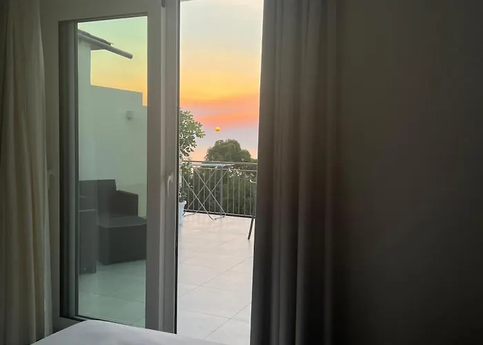 Bed & Breakfast Mimosa Florital - Free Private Parking On Site&in Tropea