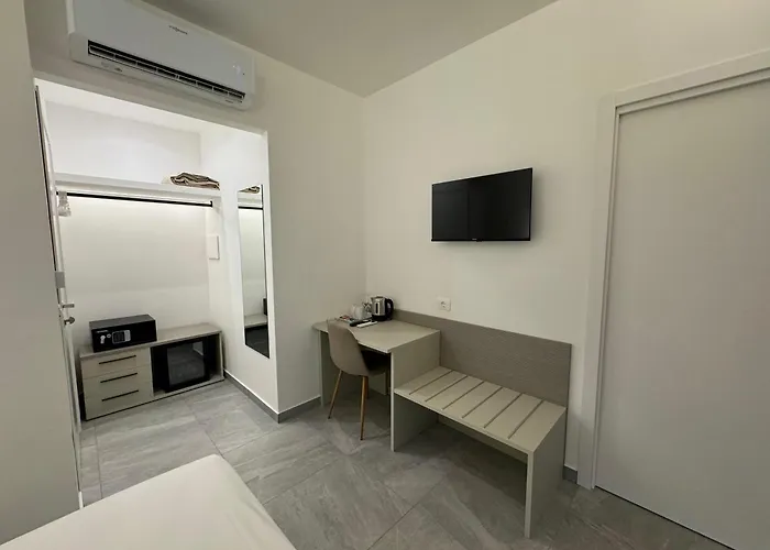 Mimosa Florital - Free Private Parking On Site&in Tropea Bed & Breakfast 4*